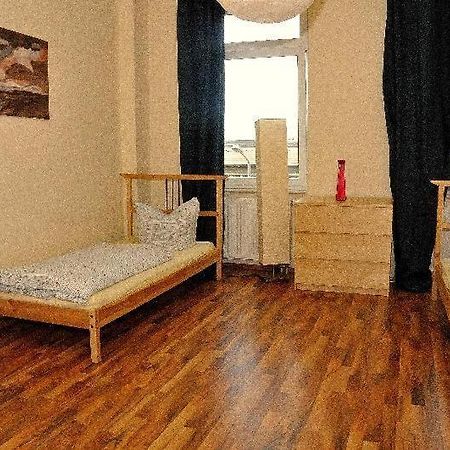 3-Raum-Fewo-Dresden-Zentrum-Balkon-Blick-Auf-Altstadt-L10 Esterno foto
