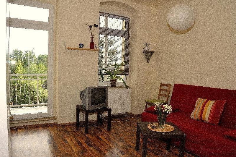 3-Raum-Fewo-Dresden-Zentrum-Balkon-Blick-Auf-Altstadt-L10 Esterno foto